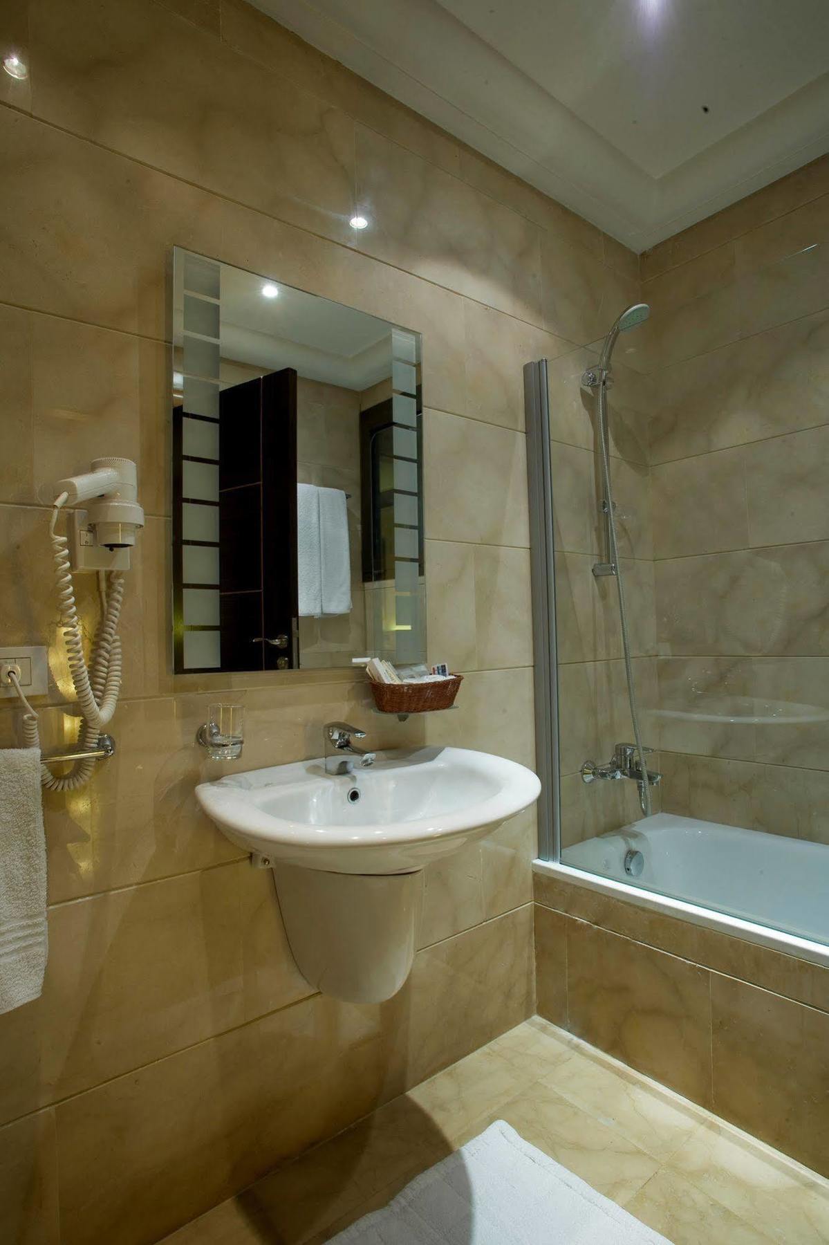 Lahoya Beirut Apartment Exterior foto